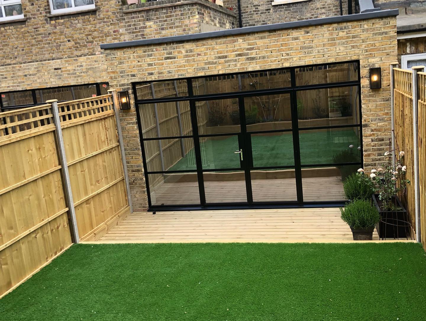 Garden extension with Crittall doors